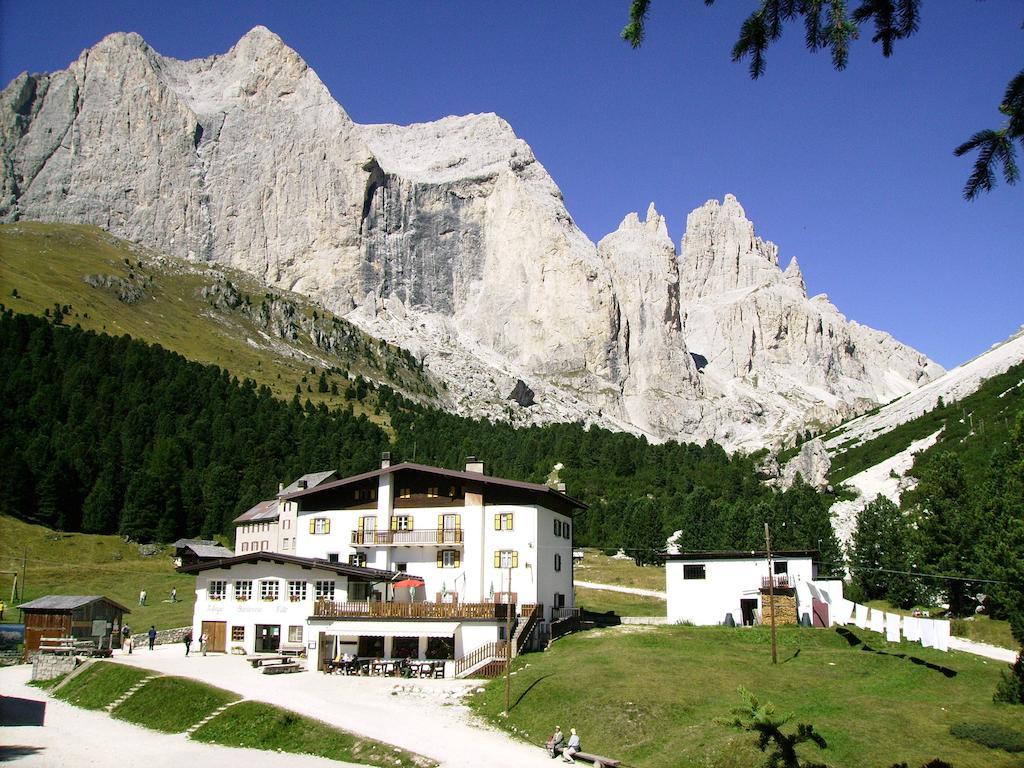 Hotel Rifugio Gardeccia Hutte Pozza di Fassa Exteriér fotografie