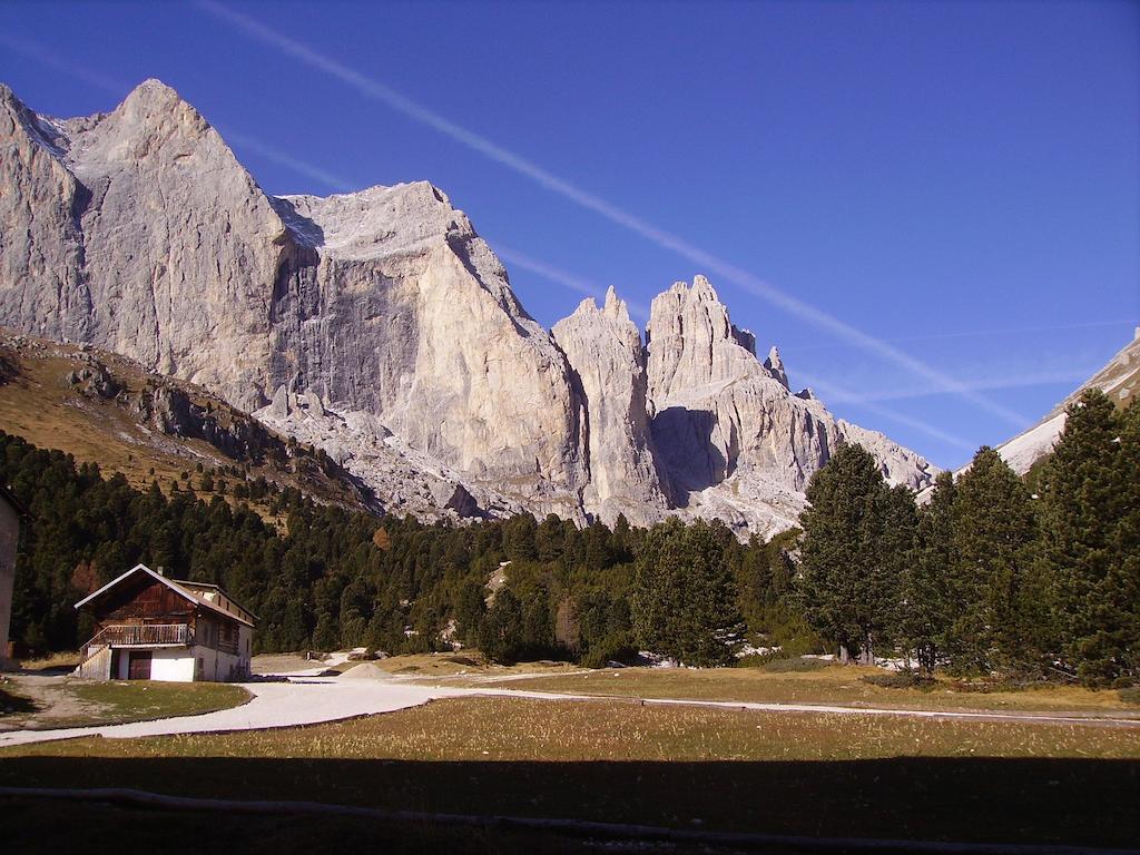 Hotel Rifugio Gardeccia Hutte Pozza di Fassa Exteriér fotografie
